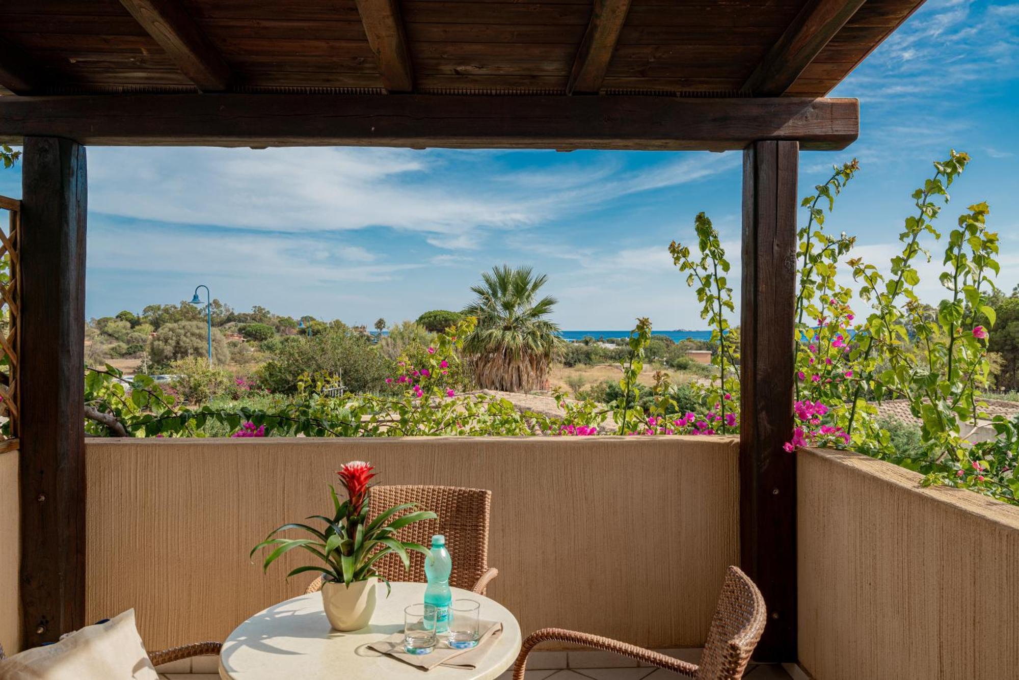 Hotel Mariposas Villasimius Ngoại thất bức ảnh